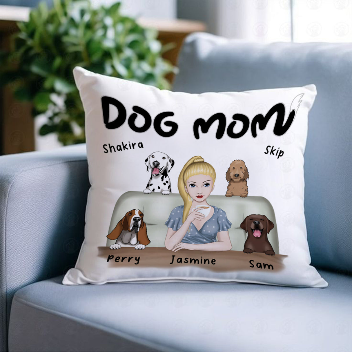 'Dog Mom’ Personalized Pillow